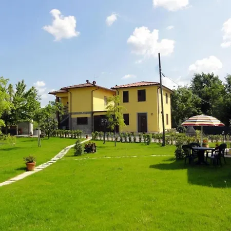 Papa Giuseppe Grande Ferienhaus *