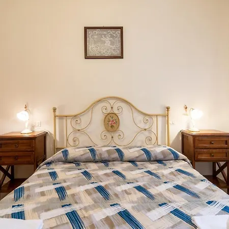 Papa Giuseppe Grande Tatil Evi